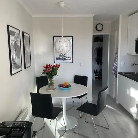 Nyrenoverad Laegenhet Med Havsutsikt Apartament Villefranche-sur-Mer
